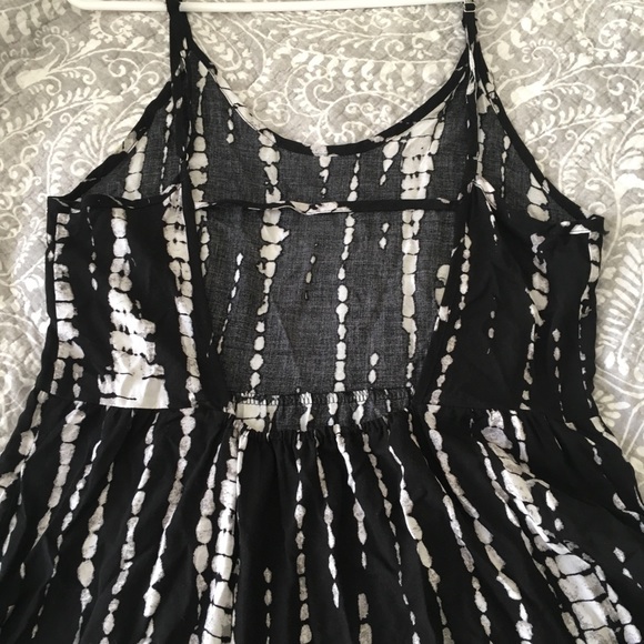 Black Patterned Sundress - Picture 7 of 7